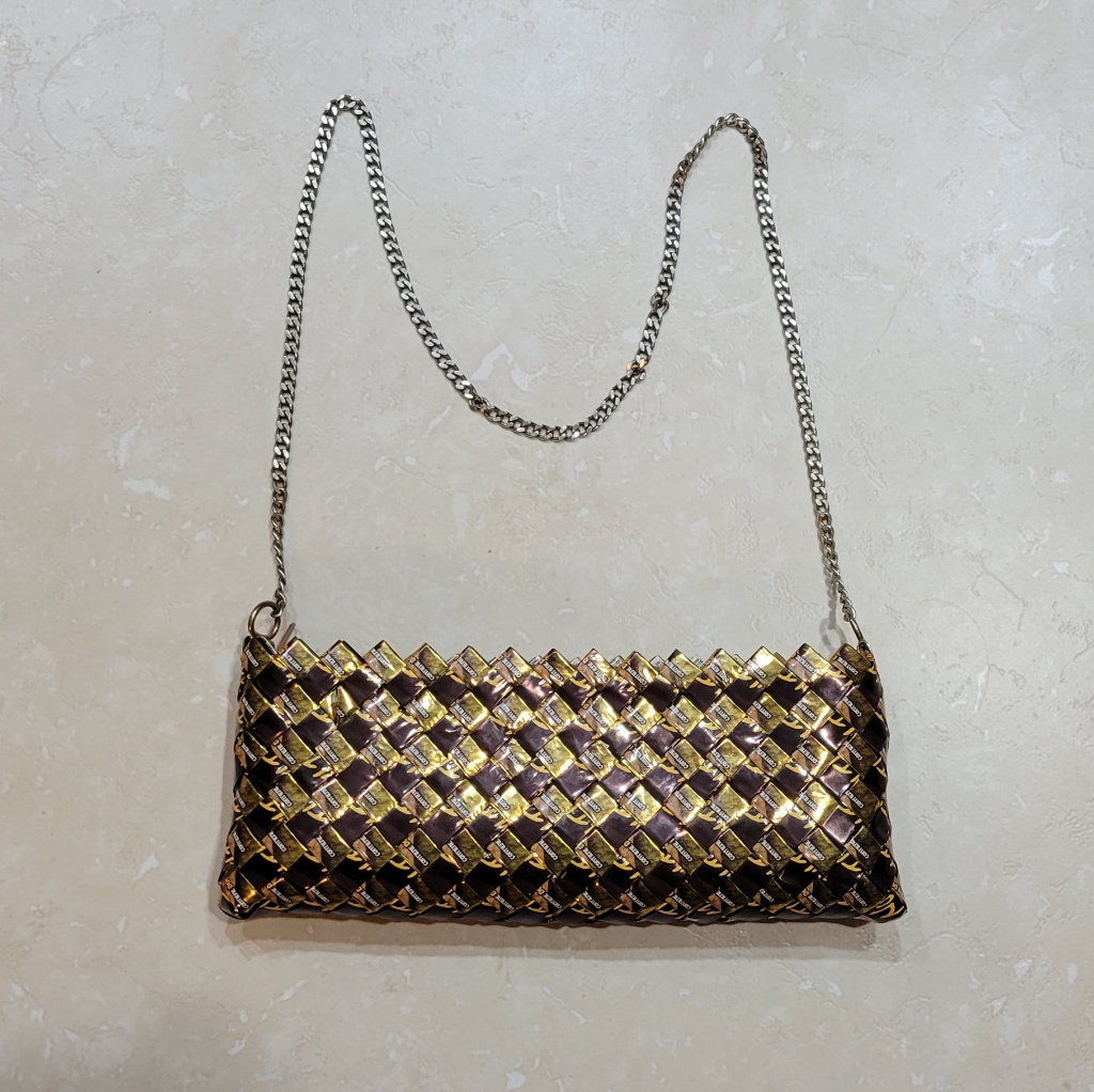 Candywrapper Clutch